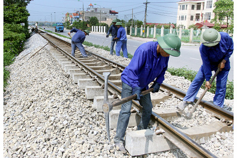 Công trình thiết yếu (Essential Work) trong hạ tầng giao thông đường bộ là gì?