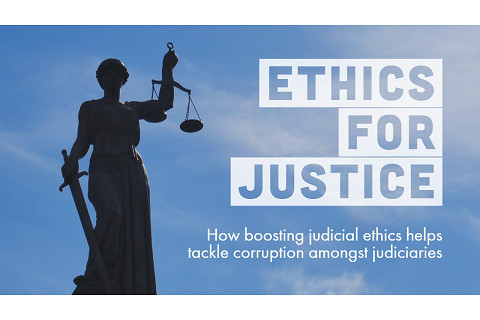 Triết lí đạo đức công lí (Ethics of justice) là gì? Vận dụng trong kinh doanh và quản lí